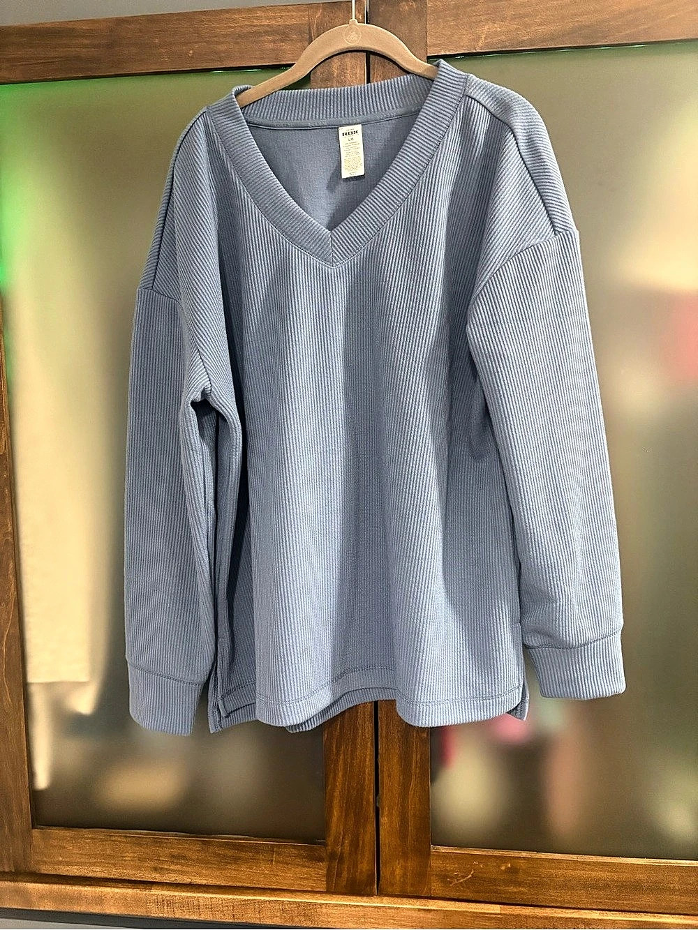 RBX Ribbed V-Neck Sweater in Blue Size Large Like New